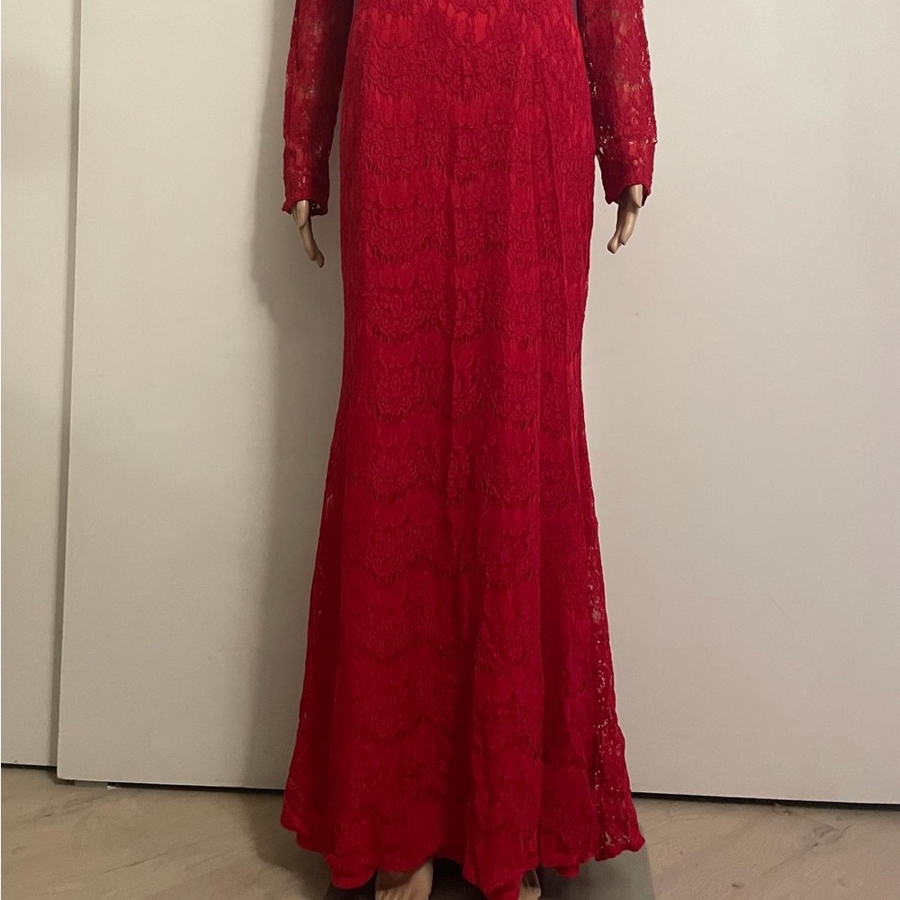 Red Lace Ferrari Dress - Picture 4 of 9